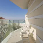 Besuite Apartman *